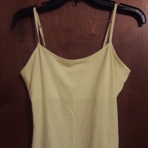 PERFECT CAMI NEW WITHOUT TAGS YELLOW CAMI LARGE